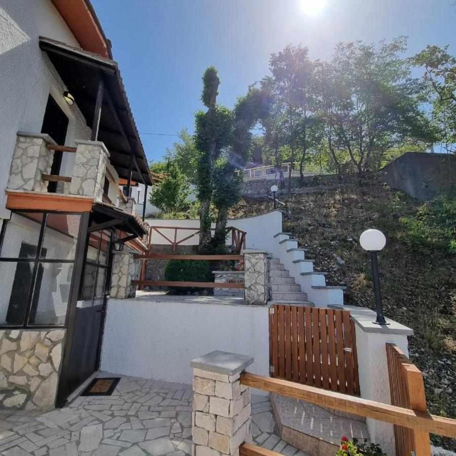 Casa Vacanza Le Viste Serrone Exterior foto